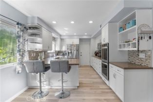 Single Family Residence, 17426 Flanders st, Granada Hills, CA 91344 - 10