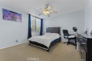 Single Family Residence, 17426 Flanders st, Granada Hills, CA 91344 - 15