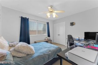 Single Family Residence, 17426 Flanders st, Granada Hills, CA 91344 - 16