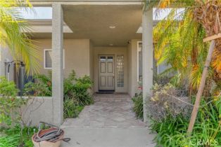Single Family Residence, 17426 Flanders st, Granada Hills, CA 91344 - 3