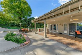 Single Family Residence, 17426 Flanders st, Granada Hills, CA 91344 - 31