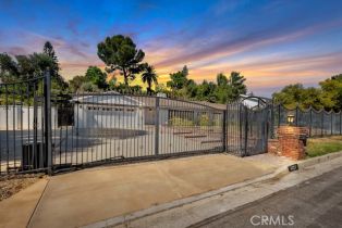 Single Family Residence, 5317 Lubao ave, Woodland Hills, CA 91364 - 2