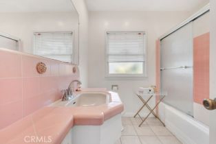 Single Family Residence, 5317 Lubao ave, Woodland Hills, CA 91364 - 22