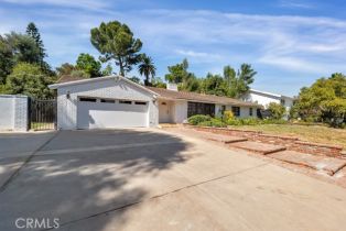 Single Family Residence, 5317 Lubao ave, Woodland Hills, CA 91364 - 4