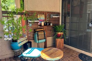 Condominium, 2312 Archwood ln, Simi Valley, CA 93063 - 4