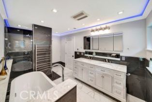 Single Family Residence, 22959 Humming Bird way, Calabasas, CA 91302 - 13