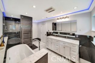 Single Family Residence, 22959 Humming Bird way, Calabasas, CA 91302 - 31