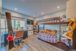 Single Family Residence, 3921 Beverly Glen blvd, Sherman Oaks, CA 91423 - 12