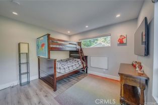 Single Family Residence, 3921 Beverly Glen blvd, Sherman Oaks, CA 91423 - 14