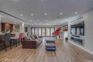 Single Family Residence, 3921 Beverly Glen blvd, Sherman Oaks, CA 91423 - 2