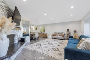 Single Family Residence, 22444 Venido rd, Woodland Hills, CA 91364 - 2