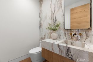 Single Family Residence, 22640 Clarendon st, Woodland Hills, CA 91367 - 10