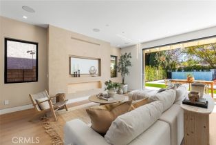 Single Family Residence, 22640 Clarendon st, Woodland Hills, CA 91367 - 15