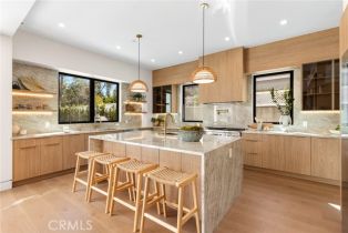 Single Family Residence, 22640 Clarendon st, Woodland Hills, CA 91367 - 20