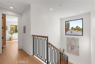 Single Family Residence, 22640 Clarendon st, Woodland Hills, CA 91367 - 33