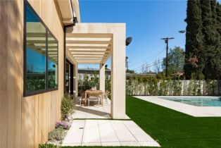 Single Family Residence, 22640 Clarendon st, Woodland Hills, CA 91367 - 54