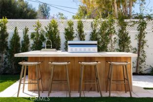 Single Family Residence, 22640 Clarendon st, Woodland Hills, CA 91367 - 56