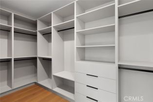 Single Family Residence, 22640 Clarendon st, Woodland Hills, CA 91367 - 59