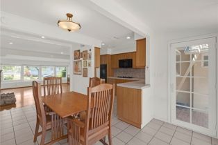 Single Family Residence, 4854 Ranchito ave, Sherman Oaks, CA 91423 - 18