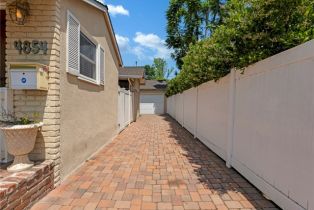 Single Family Residence, 4854 Ranchito ave, Sherman Oaks, CA 91423 - 35