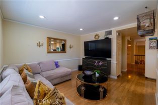 Condominium, 18759 Hatteras st, Tarzana, CA 91356 - 11