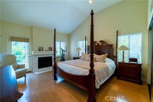 Condominium, 18759 Hatteras st, Tarzana, CA 91356 - 18