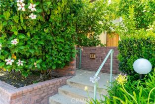 Condominium, 18759 Hatteras ST, Tarzana, CA  Tarzana, CA 91356