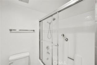 Condominium, 5550 Owensmouth ave, Woodland Hills, CA 91367 - 18