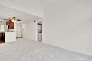 Condominium, 5550 Owensmouth ave, Woodland Hills, CA 91367 - 7