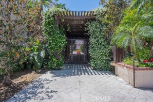 Condominium, 18350 Hatteras st, Tarzana, CA 91356 - 25