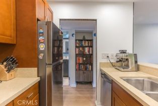 Condominium, 18350 Hatteras st, Tarzana, CA 91356 - 7