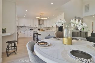 Residential Income, 22133 Victory blvd, Woodland Hills, CA 91303 - 13