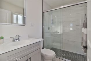 Residential Income, 22133 Victory blvd, Woodland Hills, CA 91303 - 26