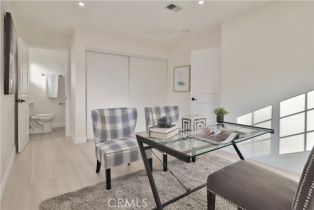 Residential Income, 22133 Victory blvd, Woodland Hills, CA 91303 - 33