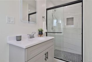 Residential Income, 22133 Victory blvd, Woodland Hills, CA 91303 - 34