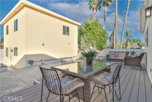 Residential Income, 22133 Victory blvd, Woodland Hills, CA 91303 - 42