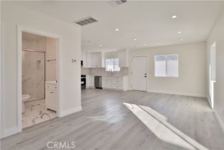 Residential Income, 22133 Victory blvd, Woodland Hills, CA 91303 - 53