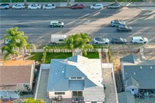 Residential Income, 22133 Victory blvd, Woodland Hills, CA 91303 - 64