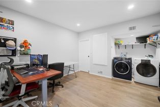 Condominium, 21930 Marylee st, Woodland Hills, CA 91367 - 20