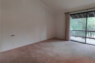 Townhouse, 21820 Marylee street, Woodland Hills, CA 91367 - 16