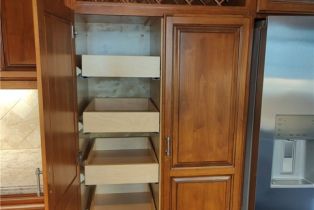 Townhouse, 21820 Marylee street, Woodland Hills, CA 91367 - 2