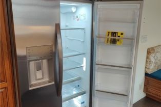 Townhouse, 21820 Marylee street, Woodland Hills, CA 91367 - 3