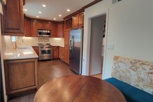 Townhouse, 21820 Marylee street, Woodland Hills, CA 91367 - 56