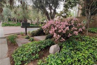 Townhouse, 21820 Marylee street, Woodland Hills, CA 91367 - 68