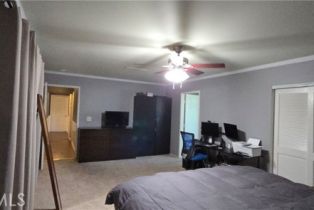 Single Family Residence, 16701 Chatsworth st, Granada Hills, CA 91344 - 17