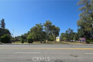 Single Family Residence, 16701 Chatsworth st, Granada Hills, CA 91344 - 29