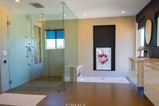 Single Family Residence, 5177 Medina rd, Woodland Hills, CA 91364 - 11