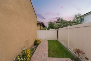 Single Family Residence, 18141 Topham st, Tarzana, CA 91335 - 17