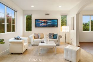 Single Family Residence, 18141 Topham st, Tarzana, CA 91335 - 3