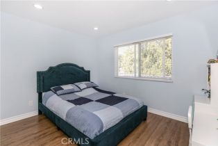 Single Family Residence, 10670 Deering ave, Chatsworth, CA 91311 - 20